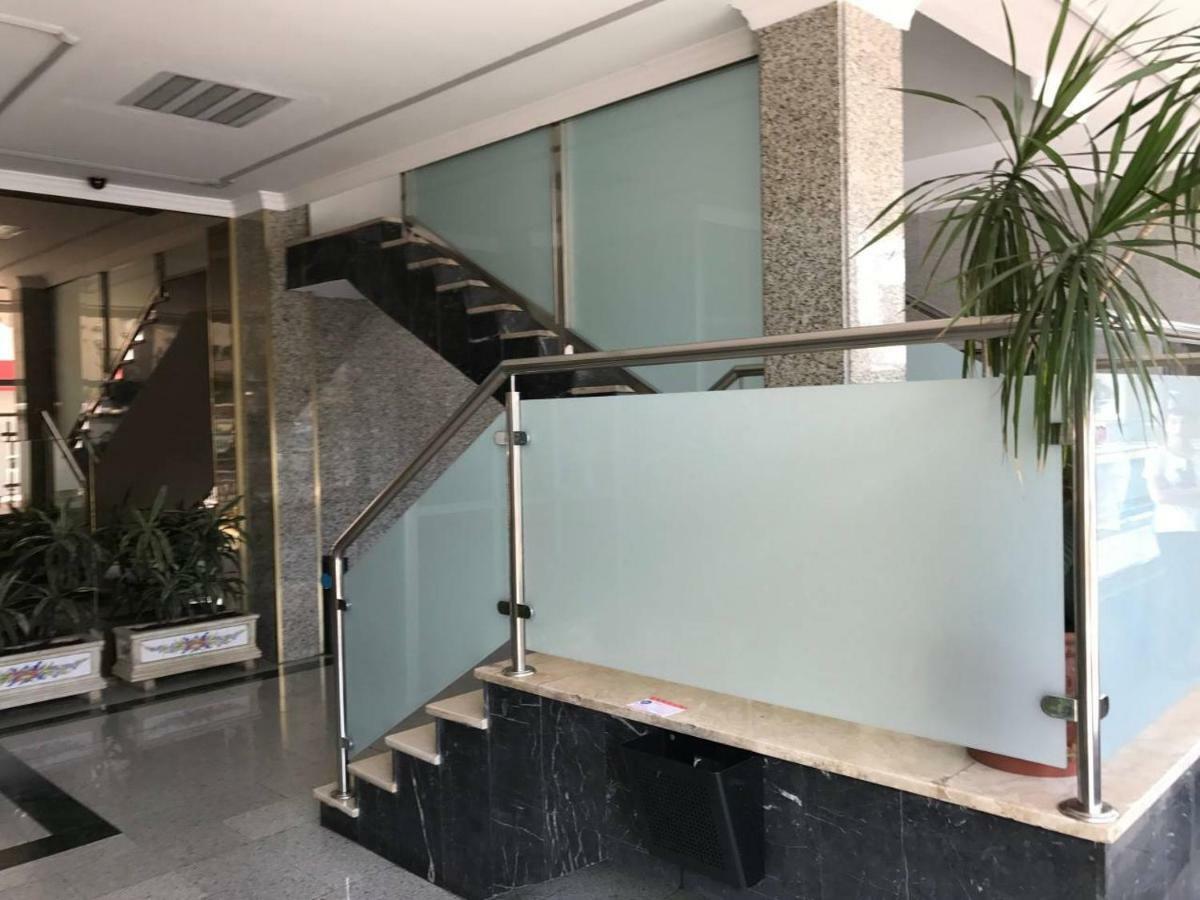Apartamento Sol Y Mar Torremolinos Bagian luar foto